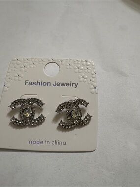 Rhinestone Double-Loop Stud Earrings - Silver Sparkle